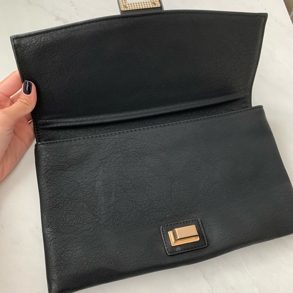 Black and Gold Purse - Picture 7 of 11